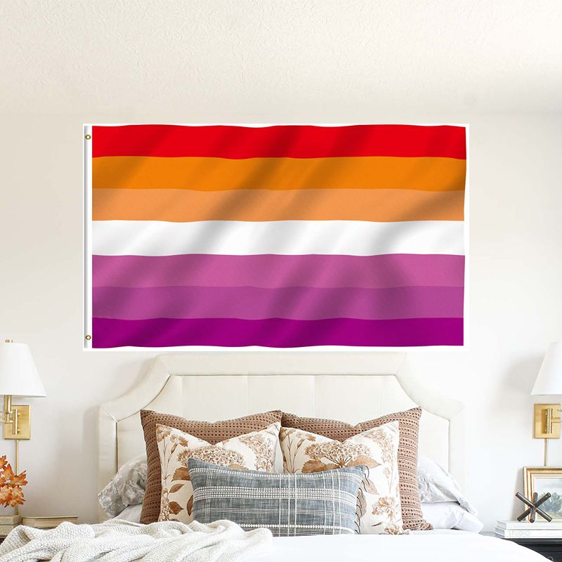 Rainbow Flags - Pride Fire - 650936_YL4HJR1 -