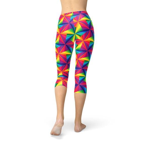 Womens Rainbow Pinwheel Capri Leggings - Pride Fire - L - Leggings